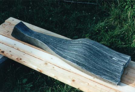 "Unendlichkeitssieg", 32 cm x 78 cm x 25 cm, Granit