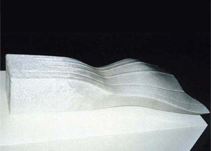 Welle", 98 cm x 60 cm x 22 cm, Marmor,1997